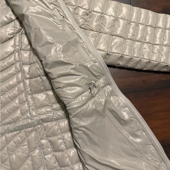 Women's The North Face TNF Thermoball Eco Silver Gray Parka Puffer Jacket Sz M - Picture 5 of 8
